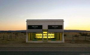 prada booth Marfa Texas