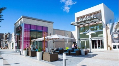 Things to do in Carlsbad California definitely include the Shoppes at Carlsbad with shopping and restaurants.
