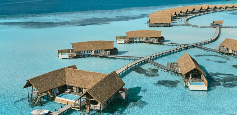 Restort in Maldives includes the Como Cocoa Island luxury resort.